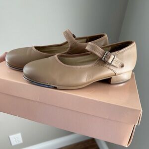 Capezio Tele Tone Tap shoes 5M